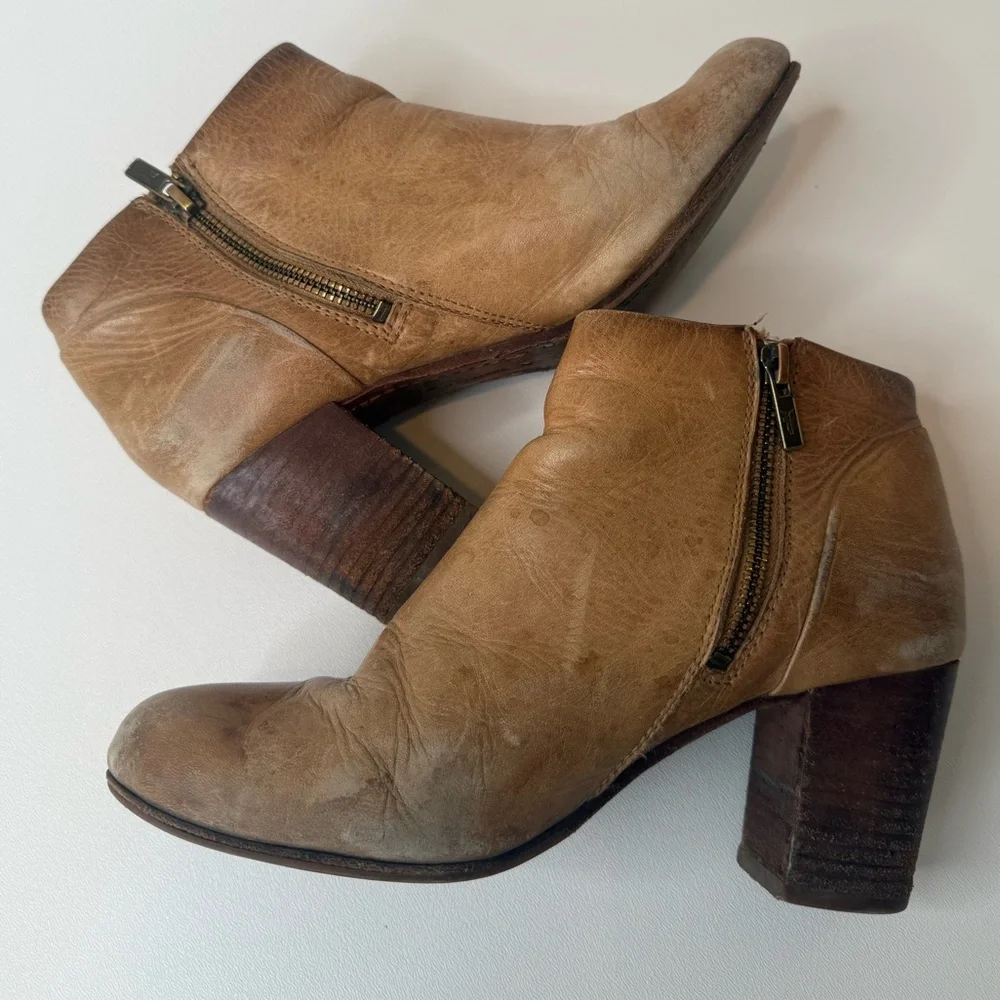 FRYE Ciera Shootie Brown Leather Ankle Booties Size 7